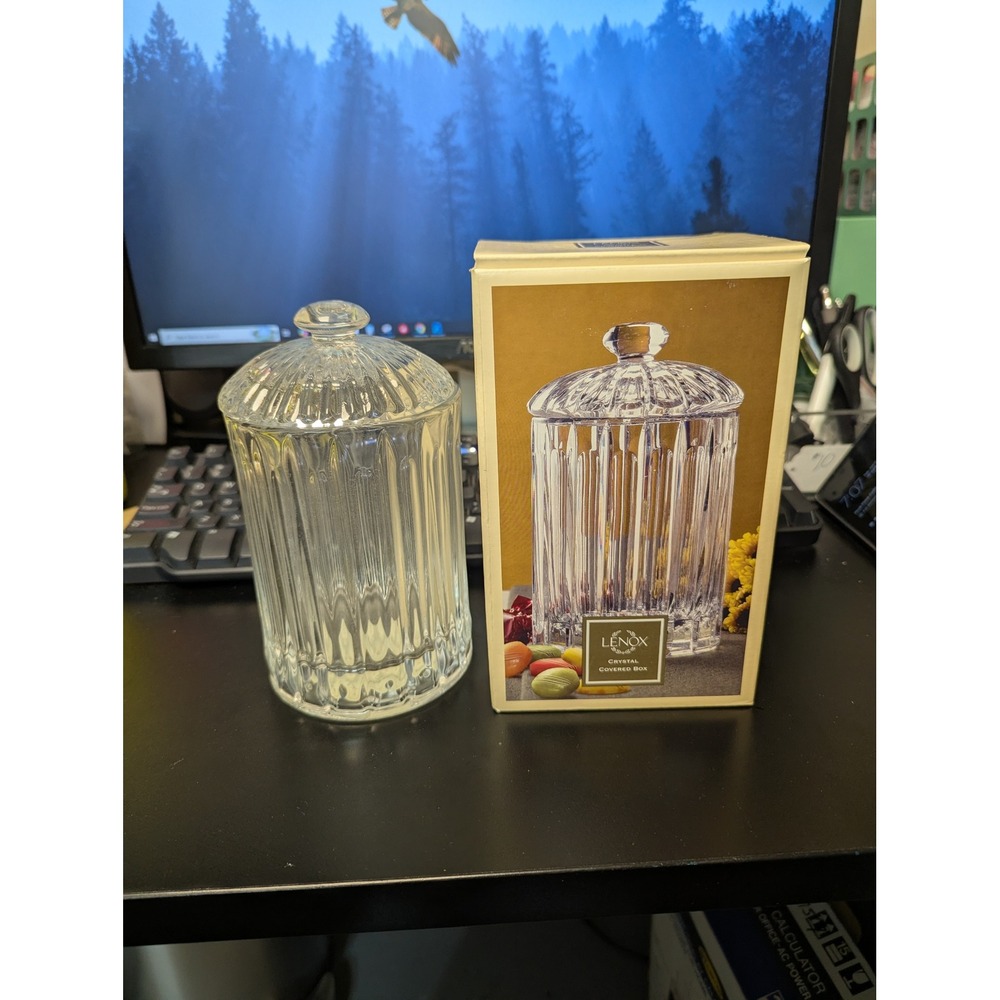 Lenox Crystal Covered Box Clear‎ Ribbed Glass Candy Jar 7 Inch